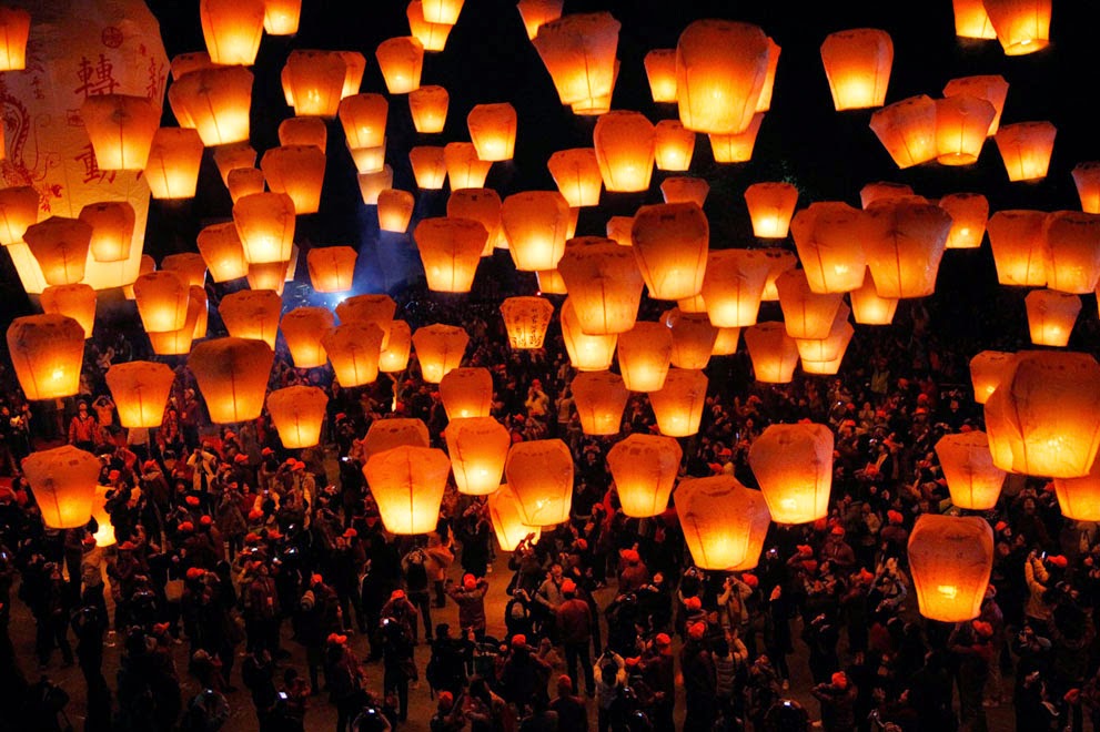 Lễ hội thiên đăng tại Bình Khê (Đài Bắc) Lễ hội thiên đăng tại Bình Khê (Đài Bắc)