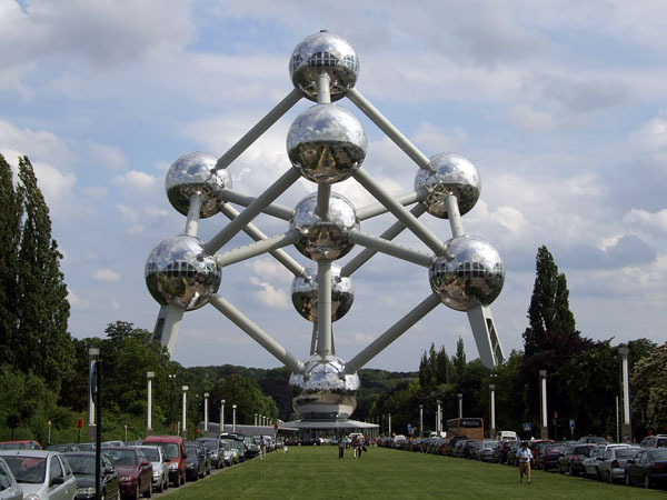 Tượng đài Atomium Tượng đài Atomium