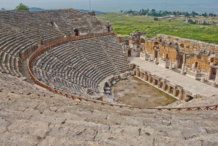 Thành phố Thần Thánh Hierapolis Thành phố Thần Thánh Hierapolis