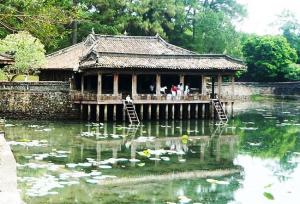 Tour du lịch Huế: Sài Gòn - Huế - Đà Nẵng - Sài Gòn